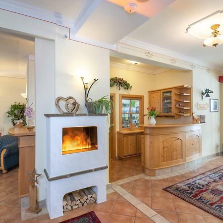 Hotel & Appartement Auerhahn Обертауерн Екстериор снимка