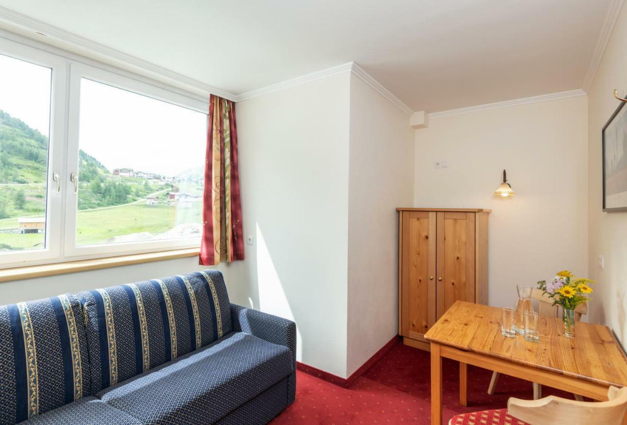 Hotel & Appartement Auerhahn Обертауерн Екстериор снимка