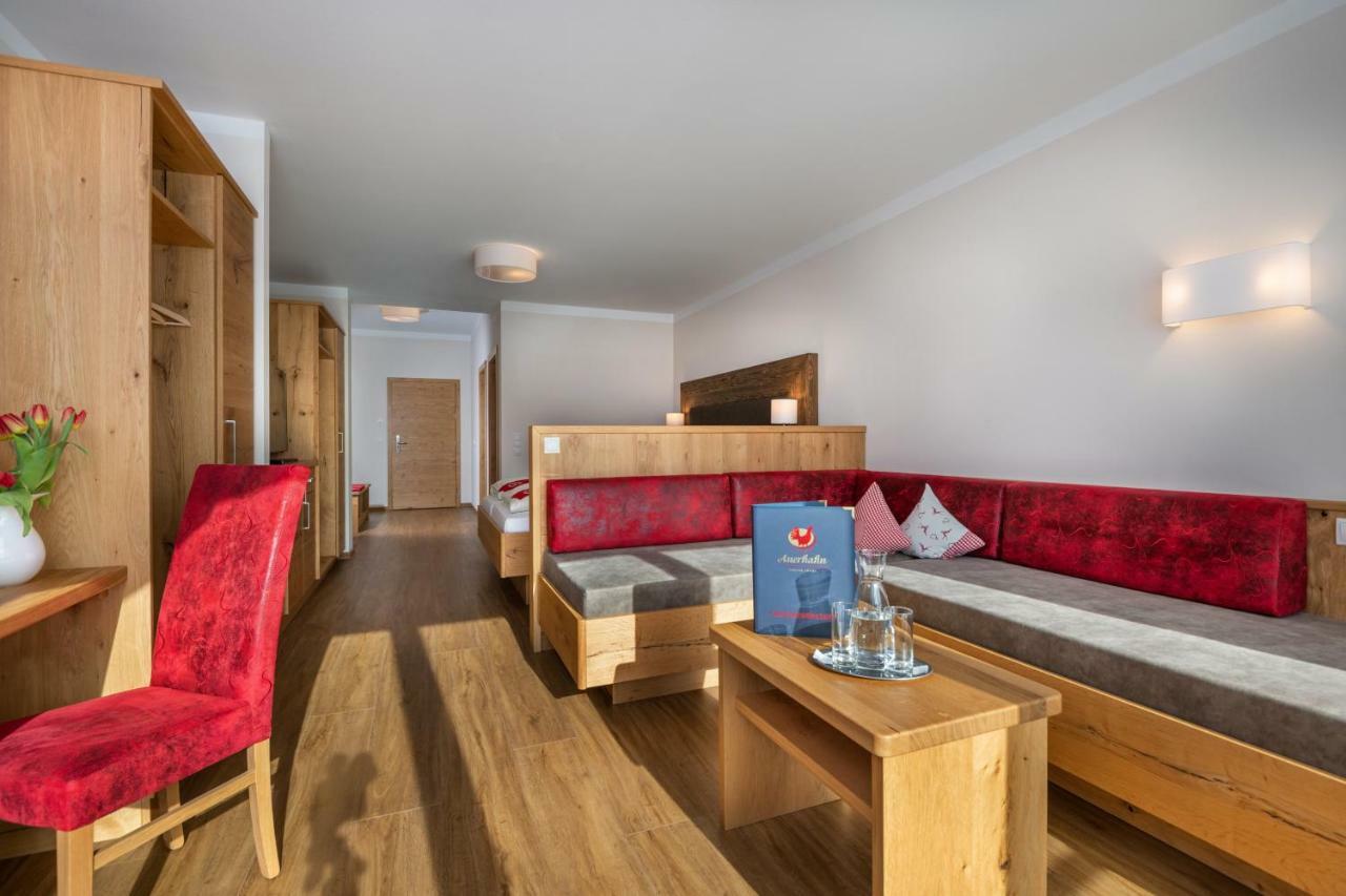 Hotel & Appartement Auerhahn Обертауерн Екстериор снимка